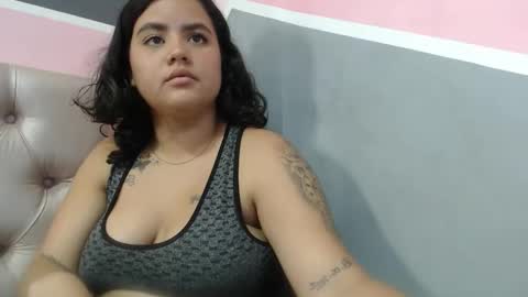 jess_beauty2 online show from December 14, 1:27 am