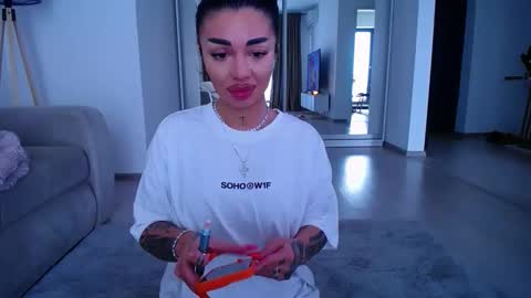 Jess online show from May 21, 10:00 am