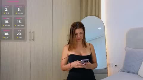 bella  adams online show from May 19, 4:58 pm