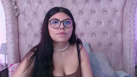 Jessica  online show from January 17, 6:39 pm