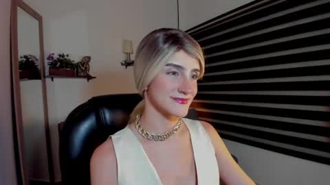 Jessica  online show from April 22, 8:38 pm