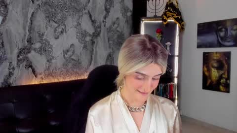 Jessica  online show from April 19, 7:38 pm