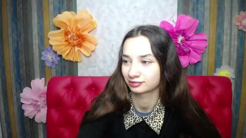 JessicaBreez online show from April 17, 5:10 am
