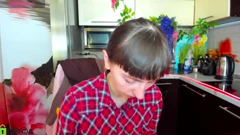 jessicaforris online show from March 14, 8:40 am