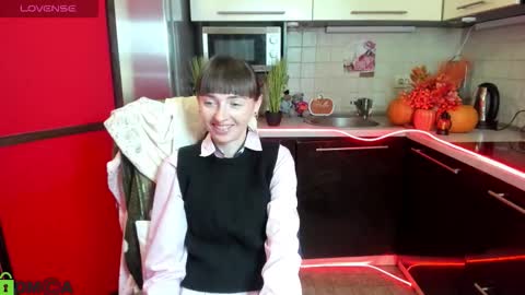 jessicaforris online show from November 13, 8:28 am