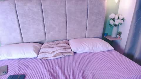jessicaparkeer1 online show from May 20, 12:55 pm