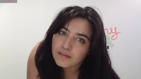 jessicared18 online show from February 5, 1:11 pm