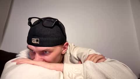 JessieRise online show from February 19, 8:08 pm