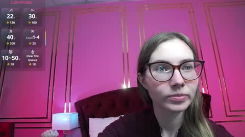 JessieStarrr online show from April 3, 5:31 pm