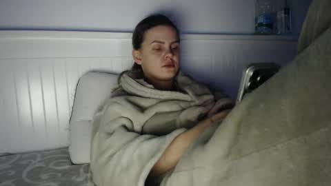 jessieryan online show from December 15, 6:31 am