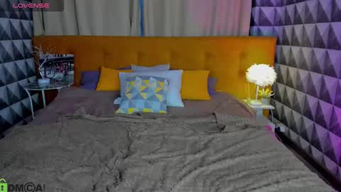 Jessie online show from September 12, 9:00 am