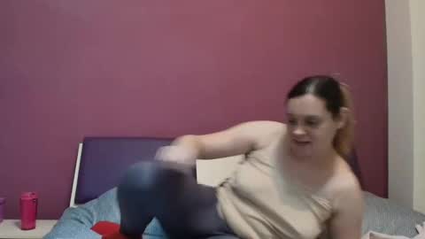 jessika97 online show from October 14, 5:43 am