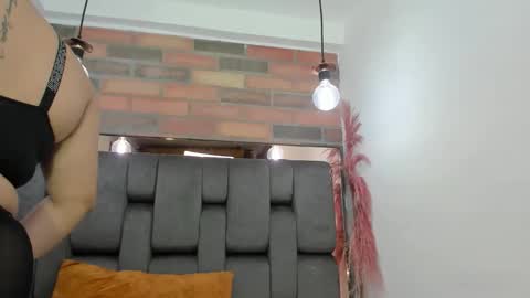 JESSY CORTES online show from November 1, 3:44 pm