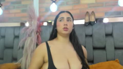 JESSY CORTES online show from November 29, 8:27 pm