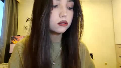 I am Gina ntmu Lets hit 10 Thumbs Up together online show from December 15, 5:47 am