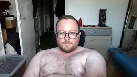 jeuneloup92 online show from August 3, 5:41 pm
