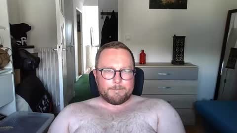 jeuneloup92 online show from August 9, 3:17 pm
