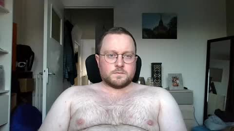 jeuneloup92 online show from January 17, 4:26 pm