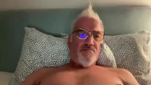 jewlronny online show from October 15, 6:20 pm