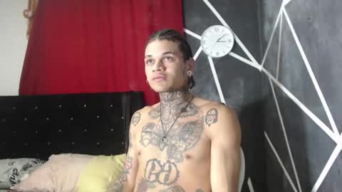 Snapshot of jeykob_23 chatting on October 14, 9:18 pm JEYKOB online show from October 14, 9:18 pm