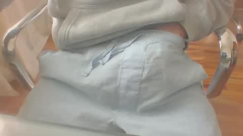 Jay online show from April 8, 7:06 pm