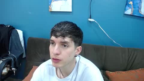 Jheampiero online show from November 24, 12:37 pm