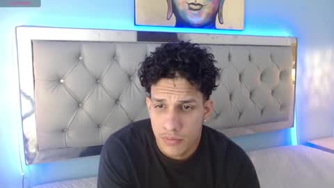 Jheider R. online show from February 17, 3:47 am