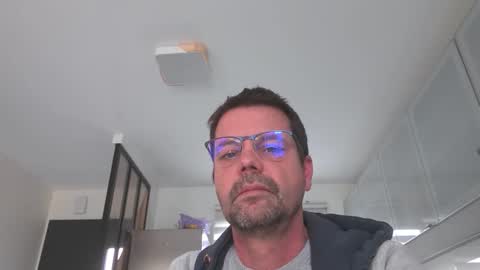 jhmec44000 online show from April 5, 9:28 am