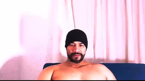 En moreno online show from February 10, 2:03 am