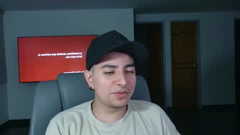 Jhoan Saenz online show from November 2, 12:21 am