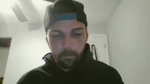 jholls online show from December 13, 12:20 am