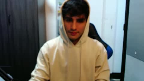 jhon online show from December 31, 12:11 am