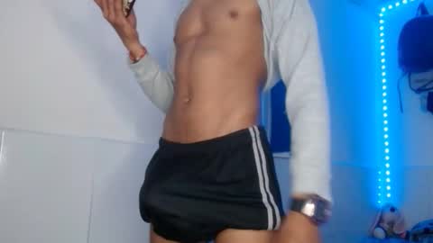 Snapshot of jhon_hot09 chatting on October 9, 9:20 pm jhon_hot09 online show from October 9, 9:20 pm