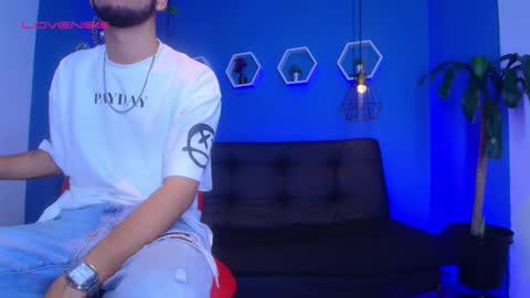 jhon_malo online show from October 19, 5:12 am