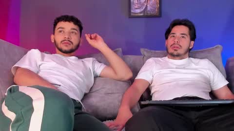 Jhon and jonny online show from April 20, 3:42 am