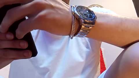 jhonny_thes28 online show from October 22, 2:37 am