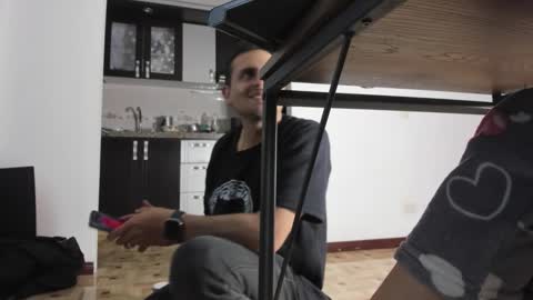 JHONTAMMY online show from October 3, 12:53 am