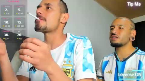 Jhony Alzate online show from June 10, 12:32 am