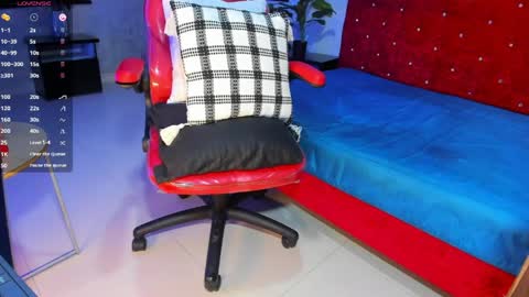 jhonymiller online show from April 10, 10:03 pm