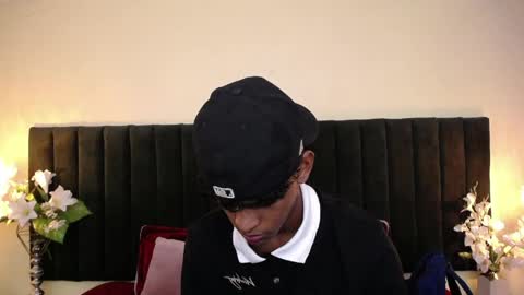 jhos online show from April 7, 1:46 pm