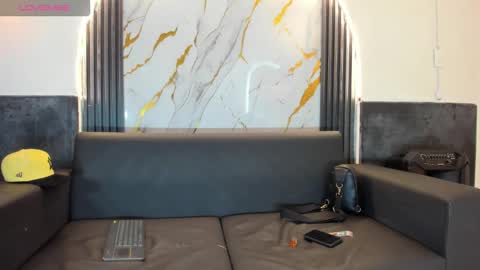 jhostin_1 online show from December 15, 9:00 pm