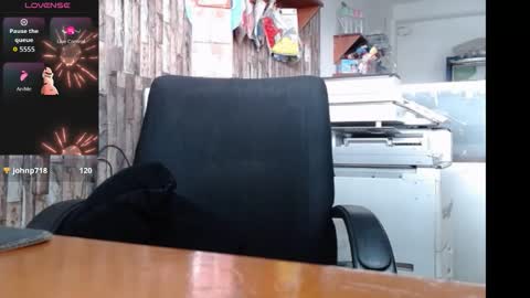 jhosuamoore2 online show from December 13, 7:53 pm