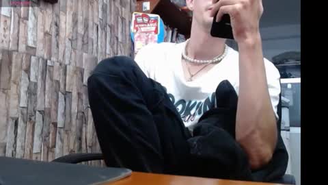 jhosuamoore2 online show from November 21, 9:13 pm