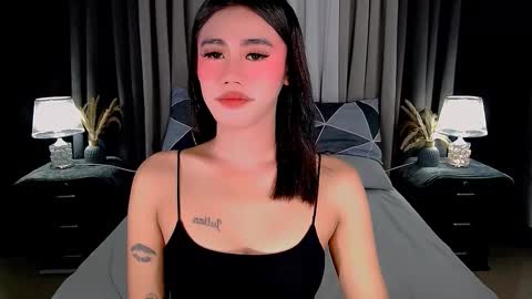 julie online show from September 18, 2:48 am