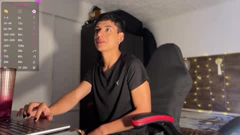 jim_dancer online show from February 10, 7:38 pm