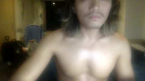 jimmyyang0822 online show from November 30, 11:28 am