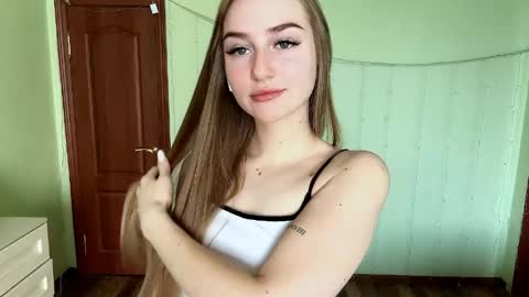 Jinny online show from April 4, 10:22 am