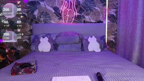 jinxy_wood online show from November 23, 4:27 pm