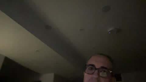 jisterz2 online show from August 4, 2:40 am