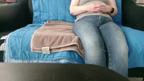 Nicole  Allen online show from February 1, 3:08 am